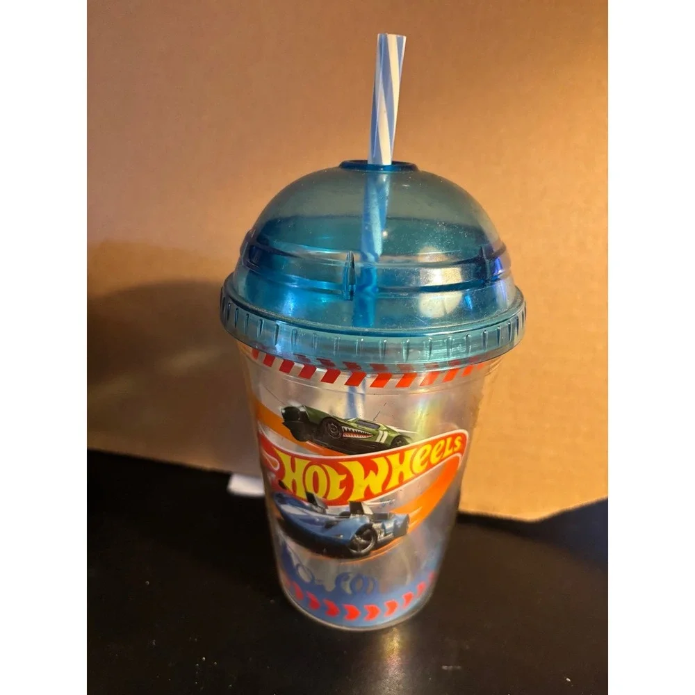 Galerie Hot Wheels Dome Tumbler
